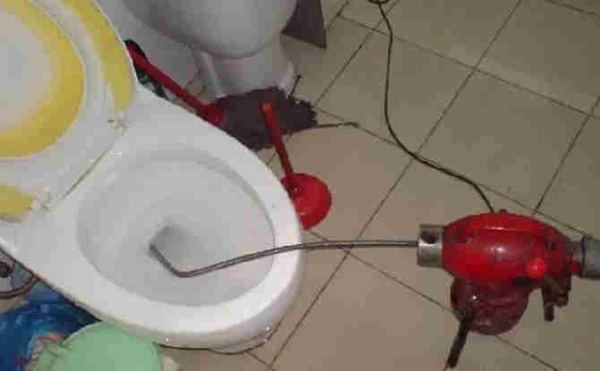 云州马桶通下水